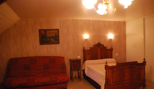 Estudio, vistas al jardín