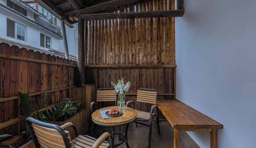 Habitación familiar, en la zona del jardín