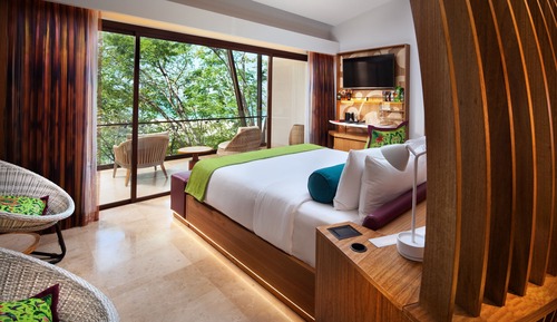 Habitación superior, 1 cama de matrimonio grande, balcón (Sunset Tree House Room, View)