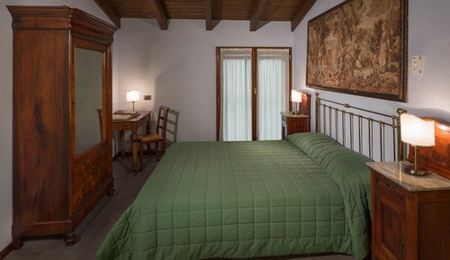 Habitación estándar con 1 cama doble o 2 individuales