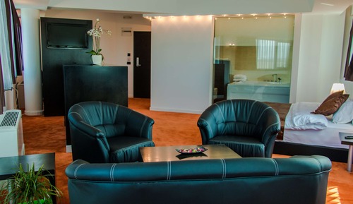 Suite, 1 cama de matrimonio grande, fumadores, bañera de hidromasaje