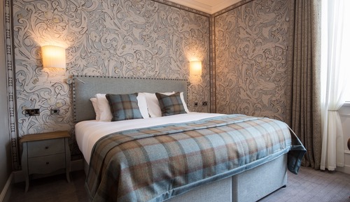 Feature Double Room