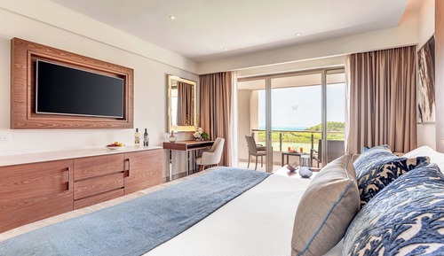 Luxury Junior Suite Bay View