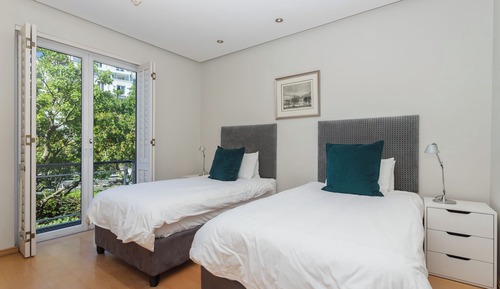 Two Bedroom Premier 11