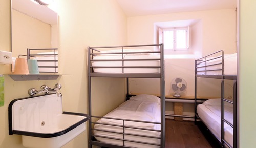 Habitación cuádruple estándar