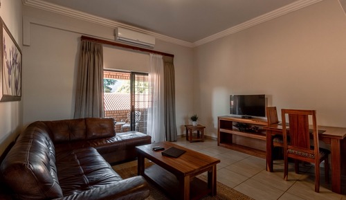 Apartamento clásico, 2 habitaciones, balcón