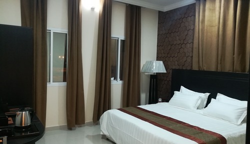Suite Deluxe, 1 cama de matrimonio grande, vistas a la montaña