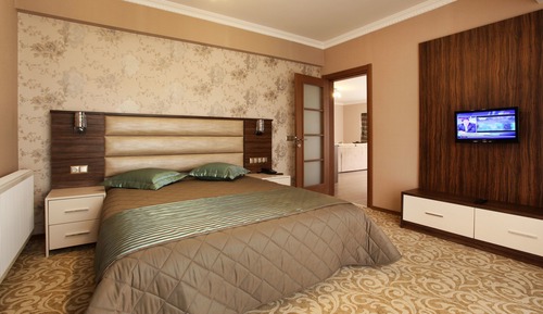 Suite Estudio Business