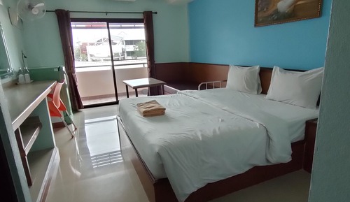 Habitación estándar con 2 camas individuales, baño privado