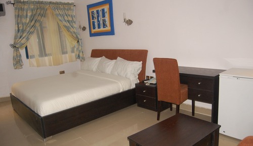 Suite ejecutiva, 1 cama de matrimonio grande, frigorífico, planta ejecutiva