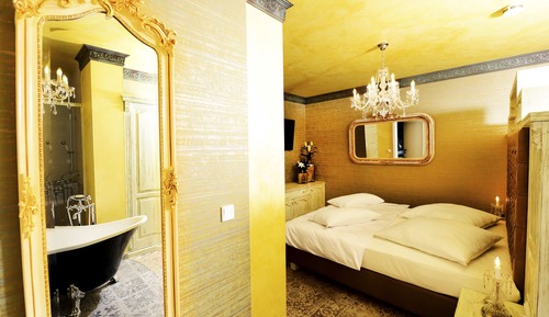 Habitación Deluxe doble, 1 cama de matrimonio grande, bañera (Rendevous)