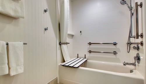 Habitación estándar, 1 cama de matrimonio grande (Mobility, Accessible Tub)