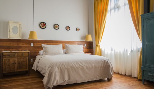 Habitación de diseño con 1 cama doble o 2 individuales