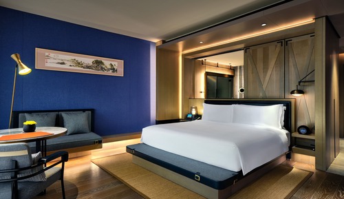 Habitación Club, 1 cama de matrimonio grande, balcón (Sapphire)