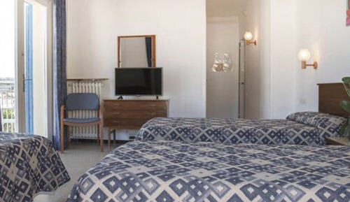 Triple Room (3 adults)