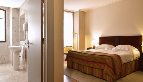 Prestige Room