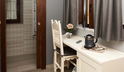 Habitación triple, balcón