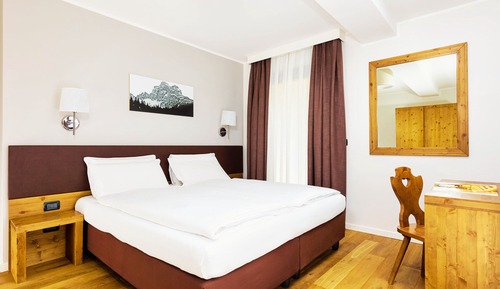 Habitación Confort con 1 cama doble o 2 individuales
