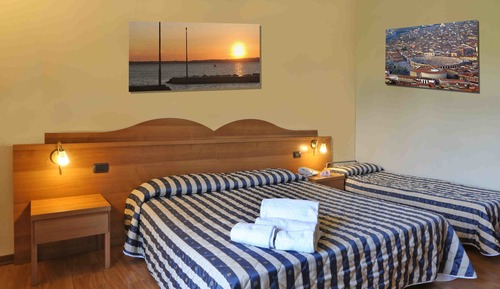 Habitación triple clásica