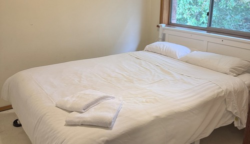 Apartamento familiar, 2 habitaciones, cocina, vistas al jardín (Unit 6)