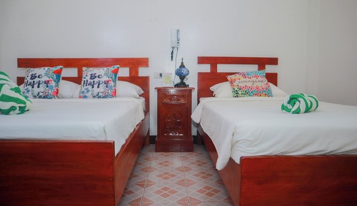 Habitación triple, no fumadores, vistas al jardín