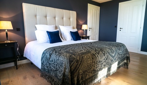 Habitación Deluxe doble, 1 cama de matrimonio grande, mirando al mar