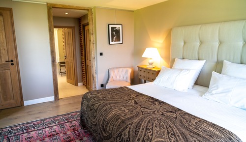 Suite, 1 cama de matrimonio grande, mirando al mar