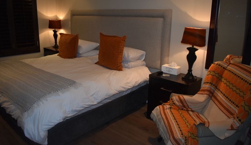 Habitación Deluxe con 1 cama doble o 2 individuales, 1 cama de matrimonio grande, vistas al jardín