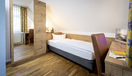 Standard Single Room