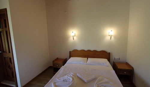 Habitación estándar doble, 1 cama doble, vistas al jardín