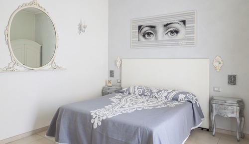 Habitación familiar con 1 cama doble o 2 individuales, baño privado