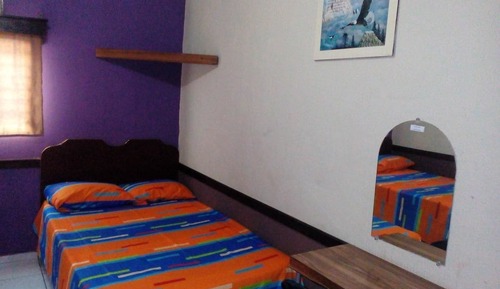 Habitación Deluxe doble, varias camas, baño privado