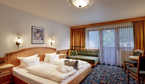 Habitación clásica doble, balcón