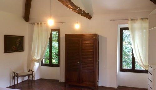 Habitación triple, baño compartido (Gialla)