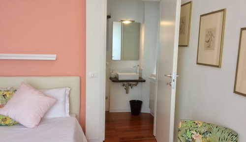 Habitación doble, baño privado (Gianna)