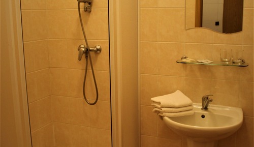 Habitación triple estándar, frigorífico