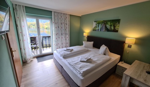 Habitación doble, balcón, vistas al lago