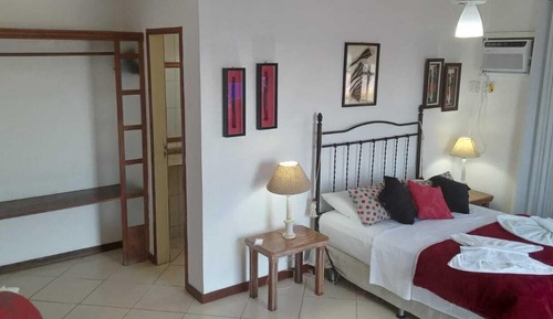 Habitación estándar con 1 cama doble o 2 individuales, varias camas