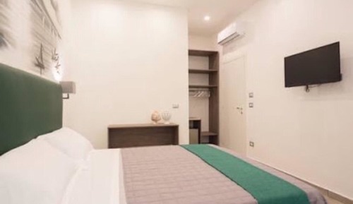 Habitación con 1 cama doble o 2 individuales, balcón