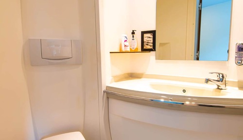 Habitación individual, baño privado