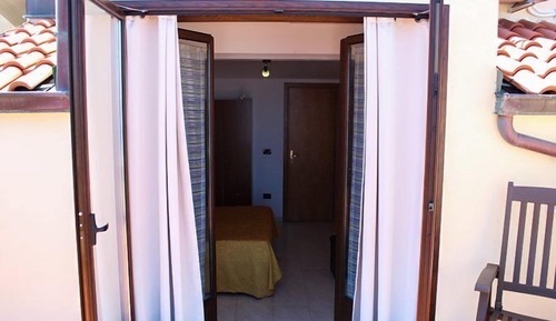 Apartamento clásico, 3 habitaciones, vistas al mar