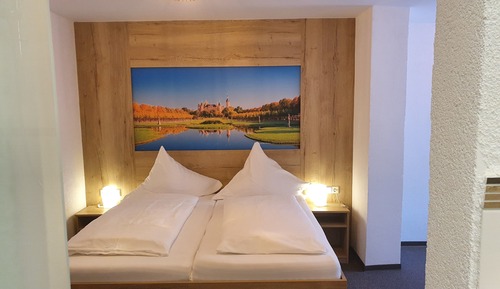 Habitación estándar con 1 cama doble o 2 individuales