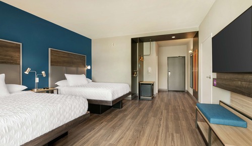 Habitación, 2 camas de matrimonio, accesible para personas con discapacidad, bañera