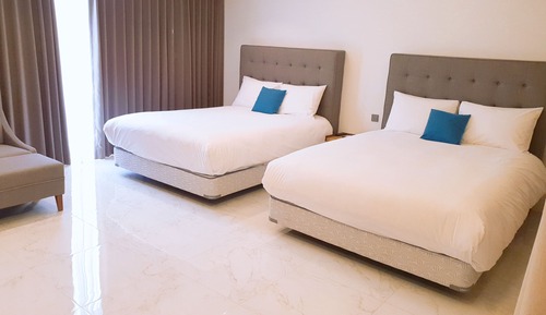 SweetMay Family Double Twin Room