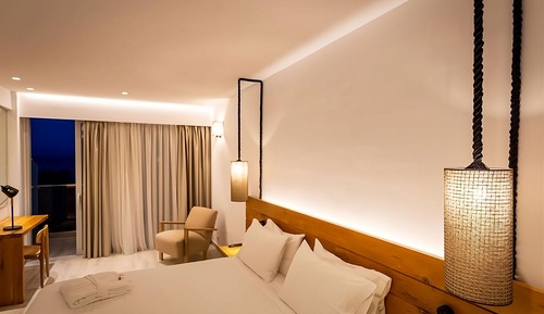 Habitación estándar doble, 1 cama de matrimonio, vistas al mar