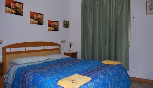 Habitación triple básica