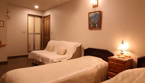 Standard Room For 2~4 Pax