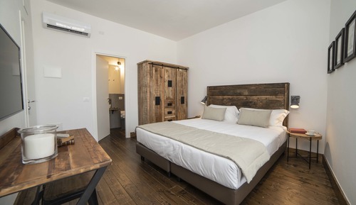 Habitación superior con 1 cama doble o 2 individuales