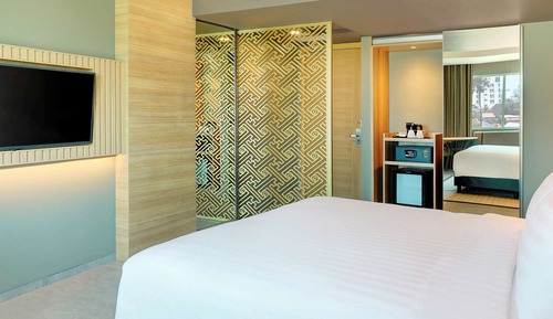 Habitación Deluxe, 1 cama de matrimonio grande con sofá cama