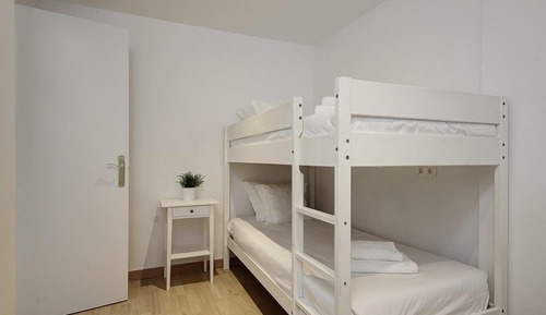 Apartamento, 3 habitaciones, vistas al jardín